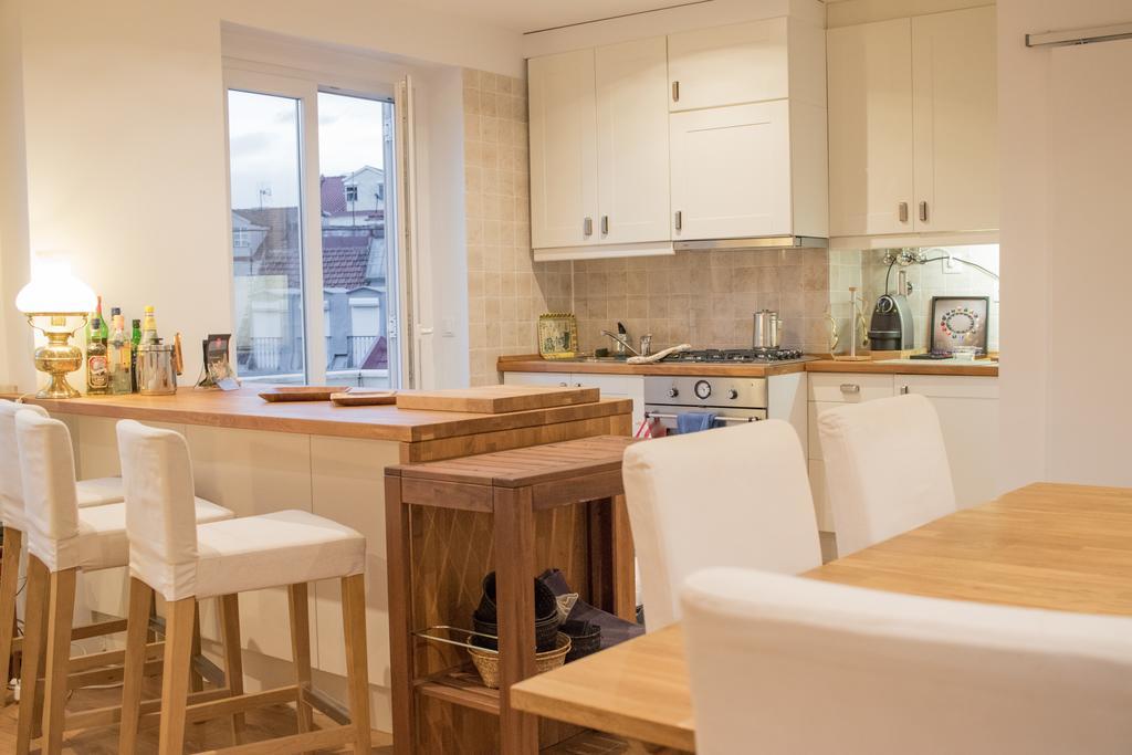 7ti7 Telhal Studio Apartment Lisbona Esterno foto